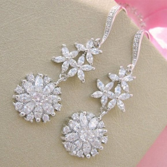 Glamourous CZ Diamond Cluster Dangle Earrings Nadri Style - Picture 1 of 7